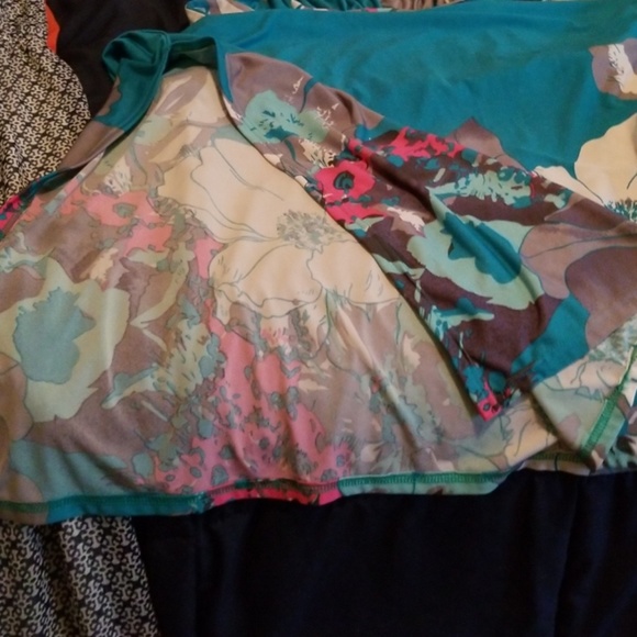 Dress - Picture 3 of 5